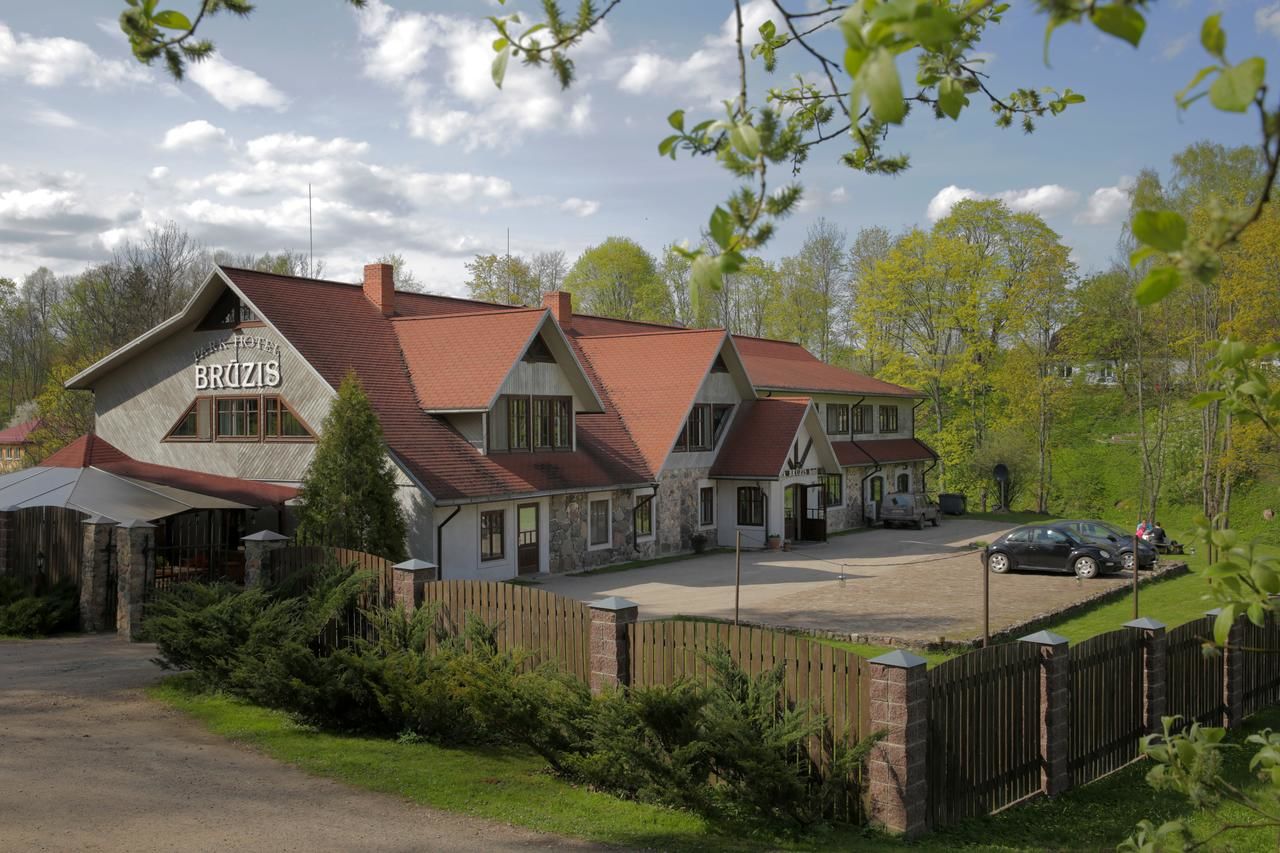 Отель Park Hotel Bruzis Смилтене-13